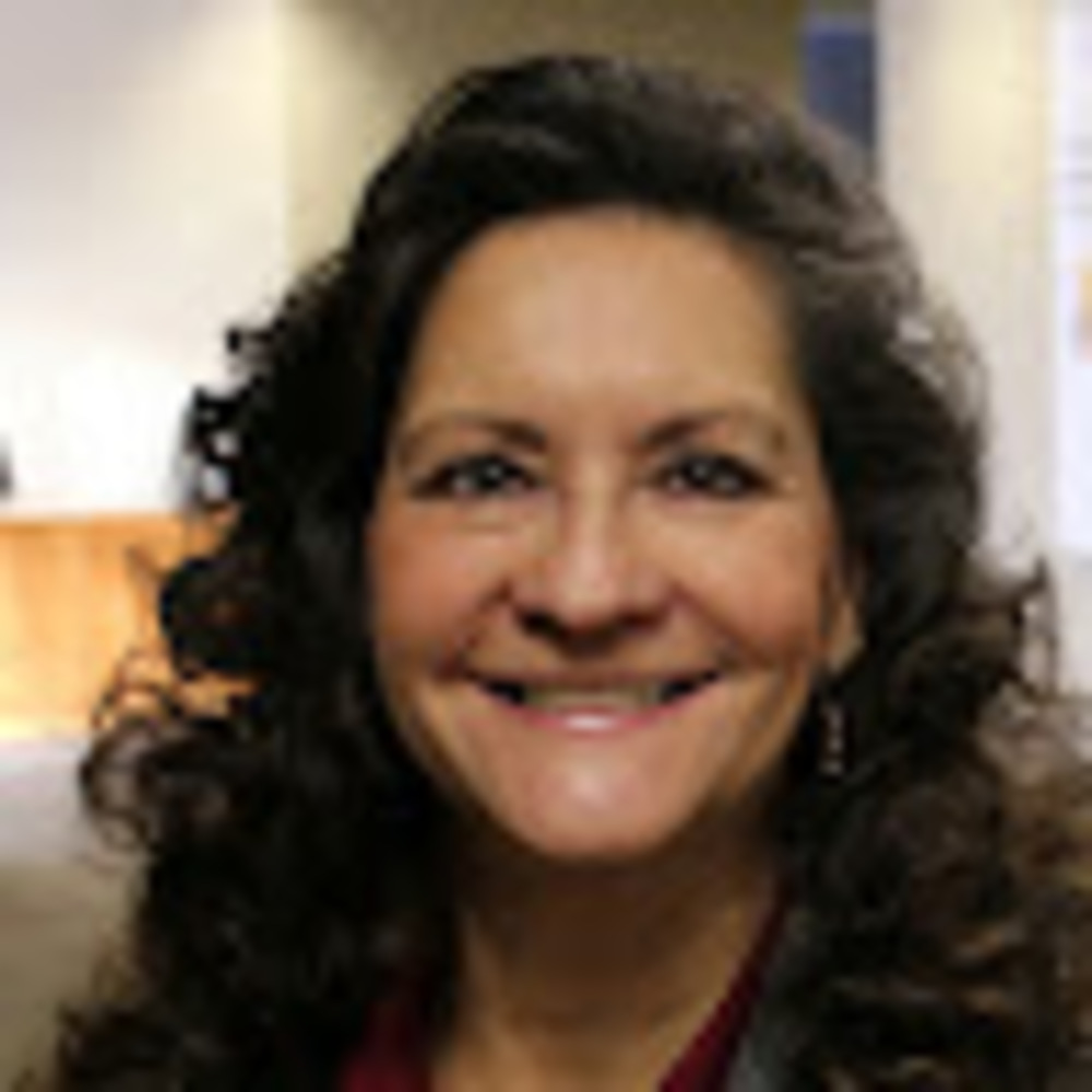 Meet your Posher, Leeann